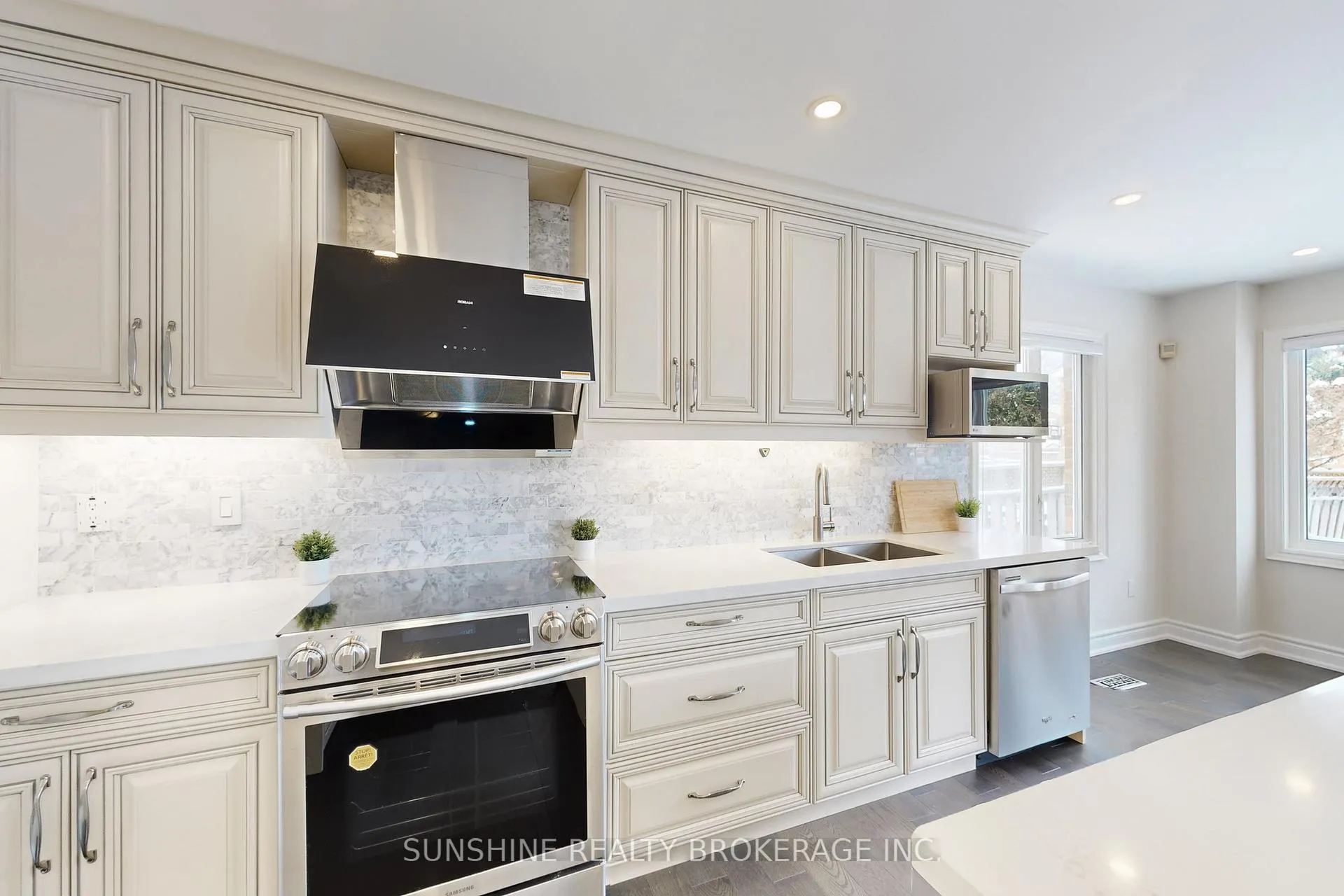Photo 14 of 3 Cranleigh Drive, Markham, Unionville — HOMEH