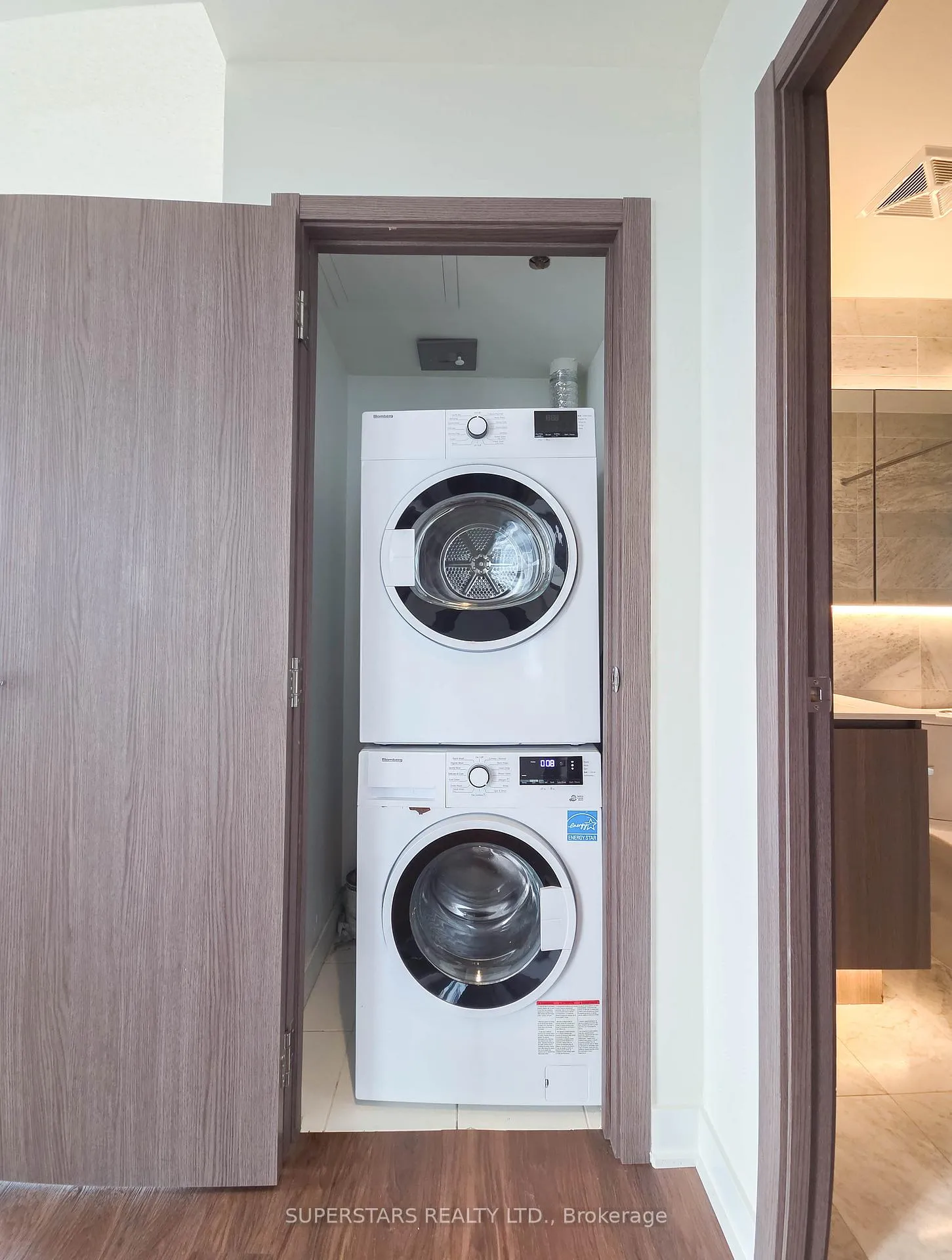 Photo 12 of Unit 2811, 19 Bathurst Street, Toronto, Waterfront Communities — HOMEH