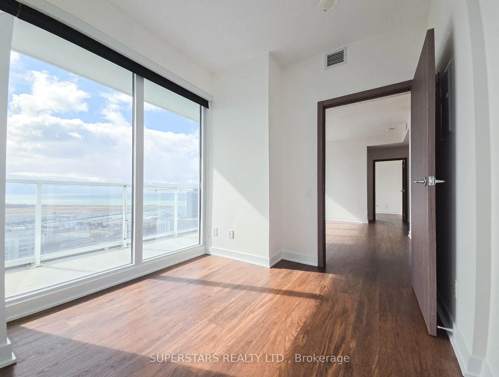 Photo 14 of Unit 2811, 19 Bathurst Street, Toronto, Waterfront Communities — HOMEH