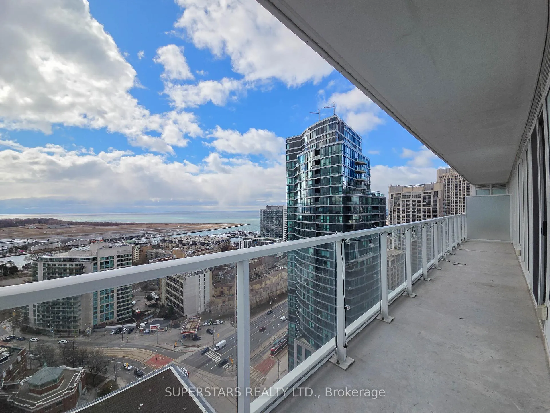 Photo 19 of Unit 2811, 19 Bathurst Street, Toronto, Waterfront Communities — HOMEH