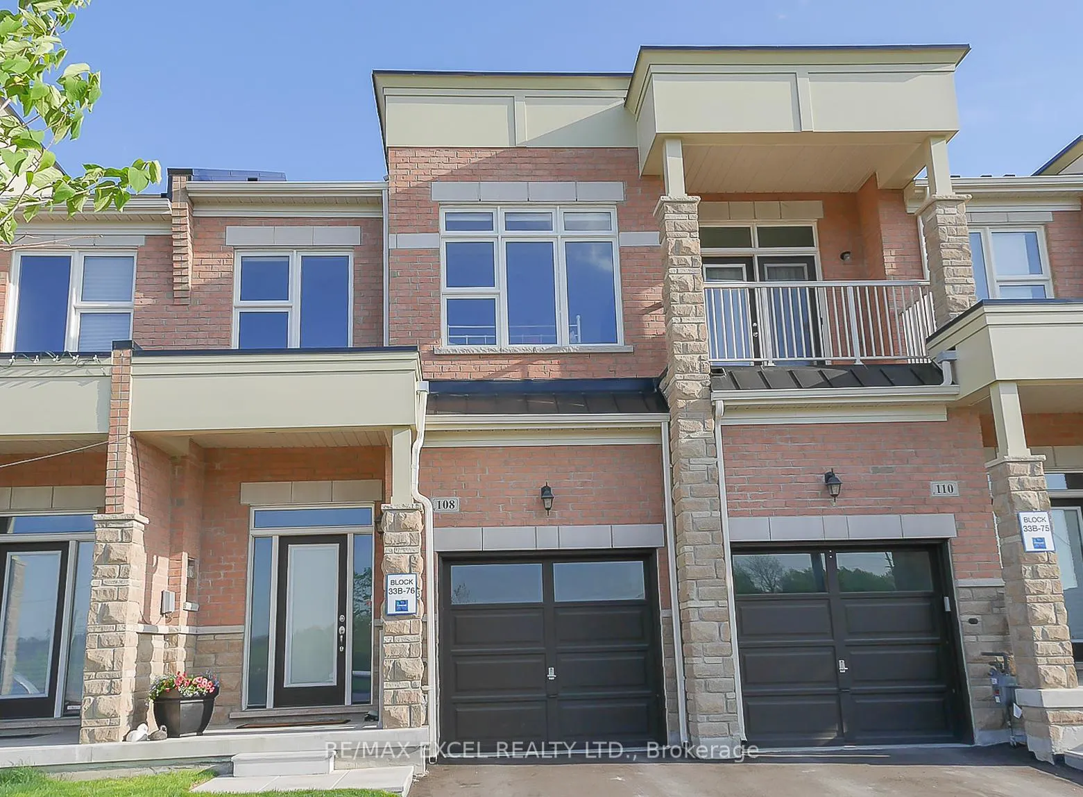 Photo 1 of 108 Rougeview Park Crescent, Markham, Greensborough — HOMEH