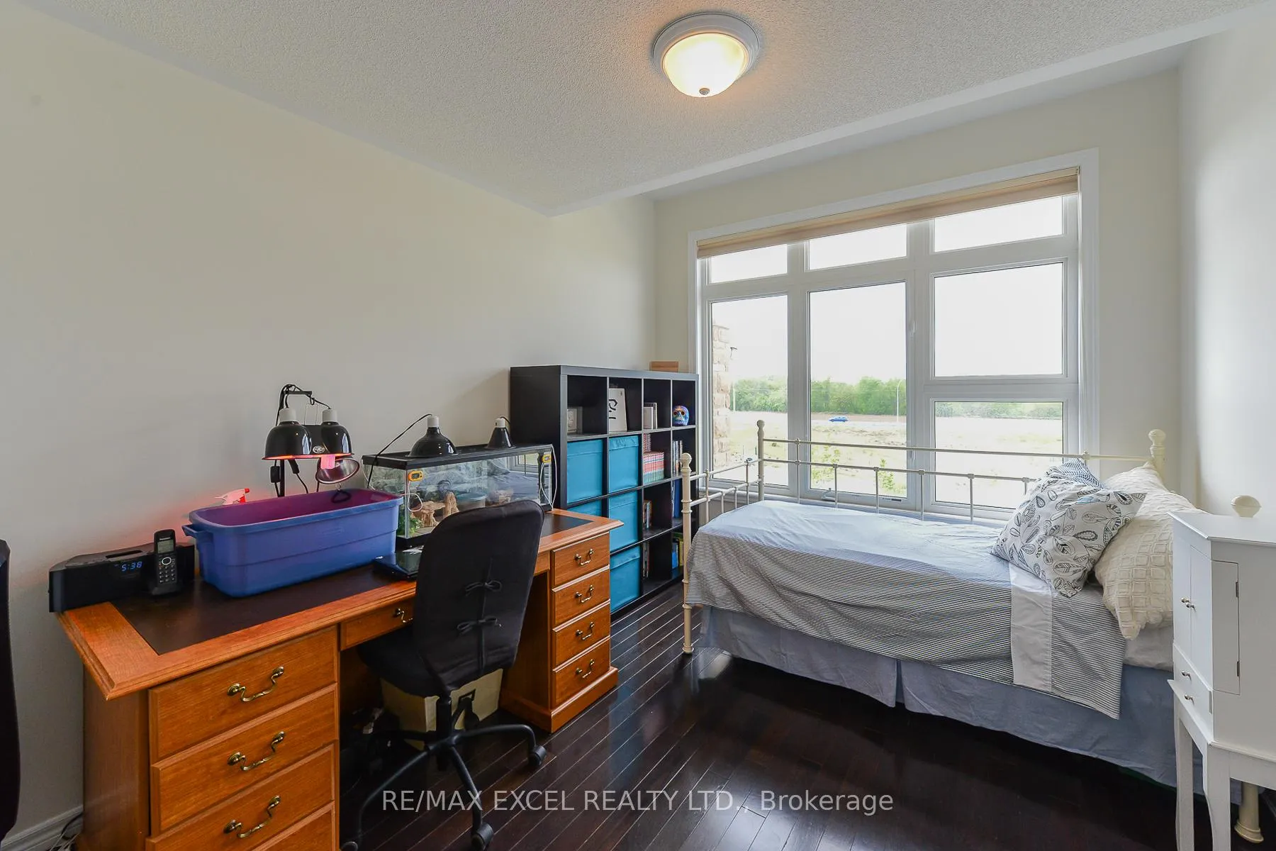 Photo 10 of 108 Rougeview Park Crescent, Markham, Greensborough — HOMEH