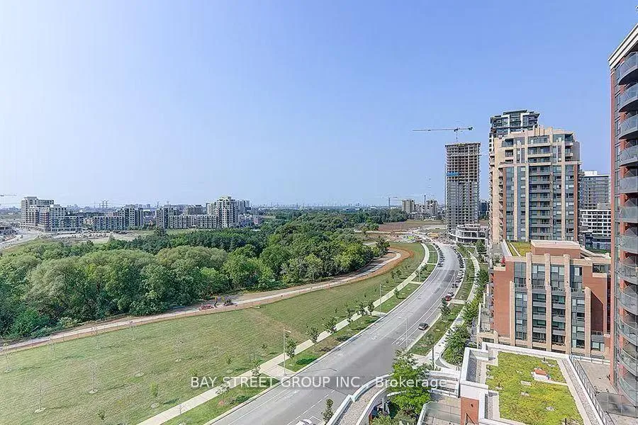 Photo 2 of Unit 902, 1 Uptown Drive, Markham, Unionville — HOMEH