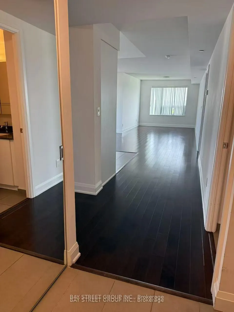 Photo 7 of Unit 902, 1 Uptown Drive, Markham, Unionville — HOMEH