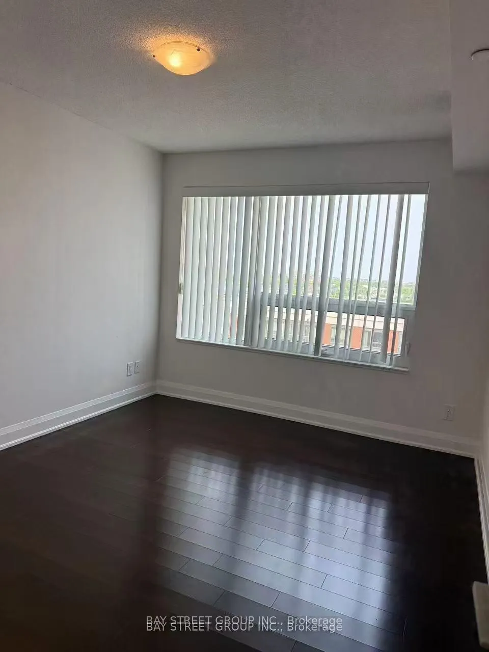 Photo 13 of Unit 902, 1 Uptown Drive, Markham, Unionville — HOMEH