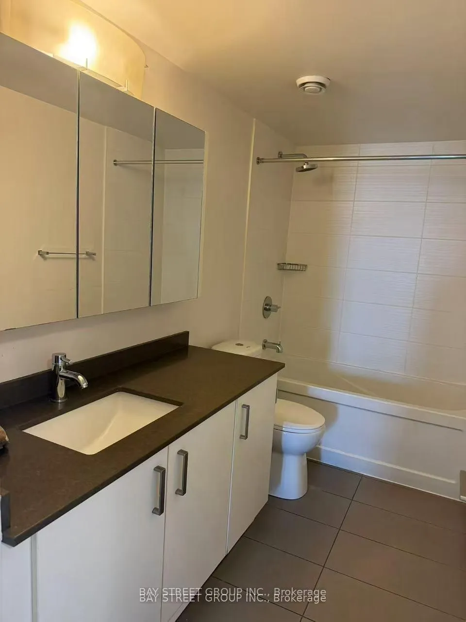 Photo 14 of Unit 902, 1 Uptown Drive, Markham, Unionville — HOMEH