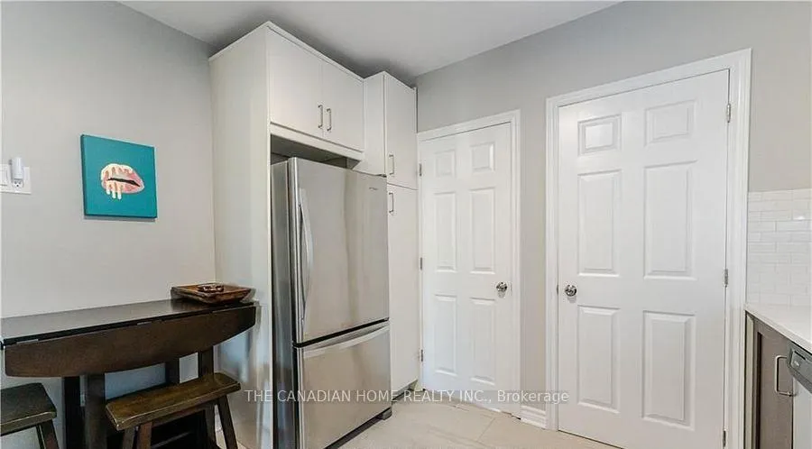 Photo 11 of 4354 Leader Lane, Niagara Falls, Downtown — HOMEH