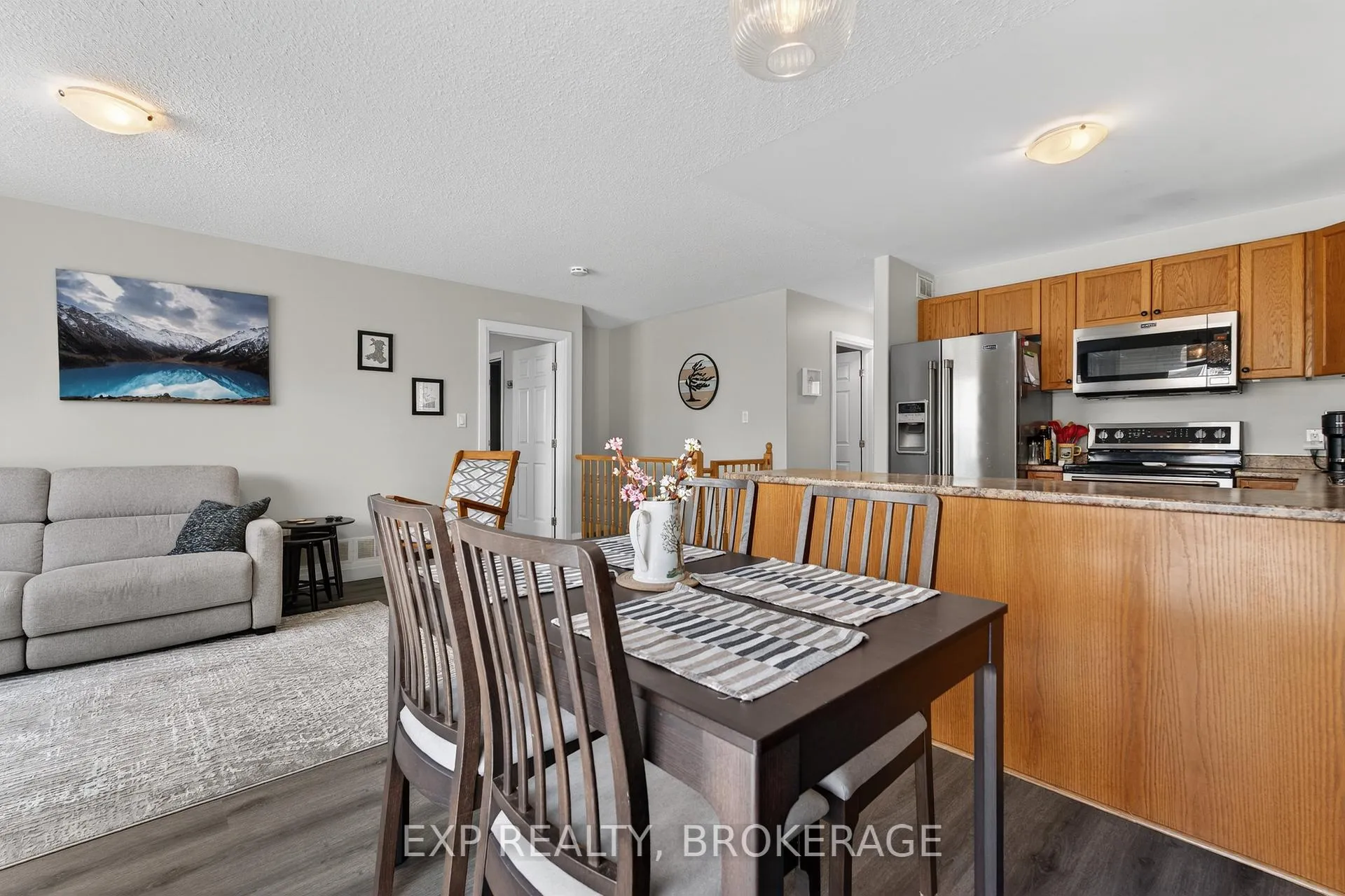 Photo 10 of 189 Kildare Avenue, Loyalist, Amherstview — HOMEH