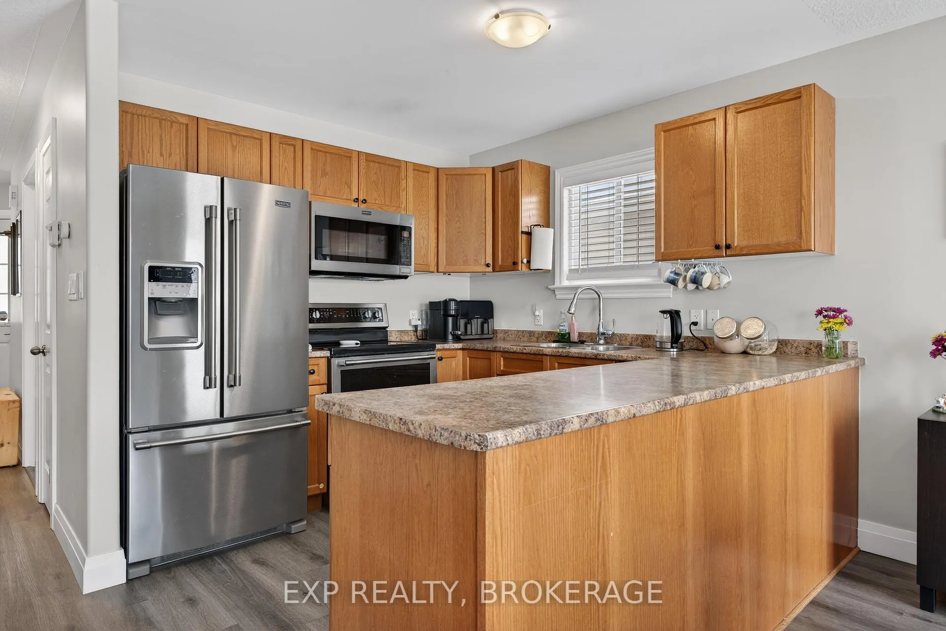 Photo 11 of 189 Kildare Avenue, Loyalist, Amherstview — HOMEH