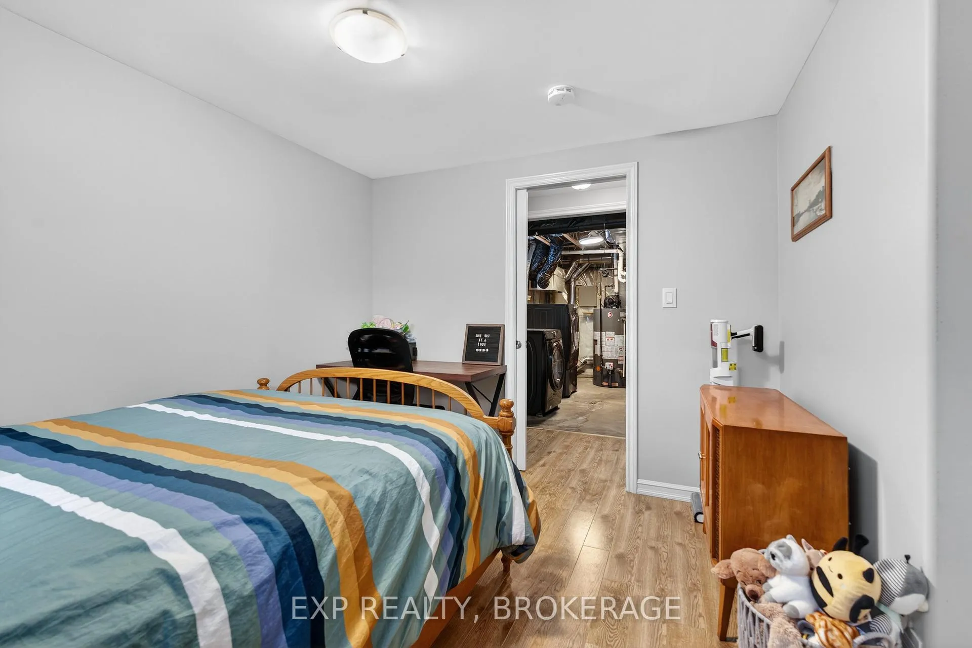 Photo 23 of 189 Kildare Avenue, Loyalist, Amherstview — HOMEH