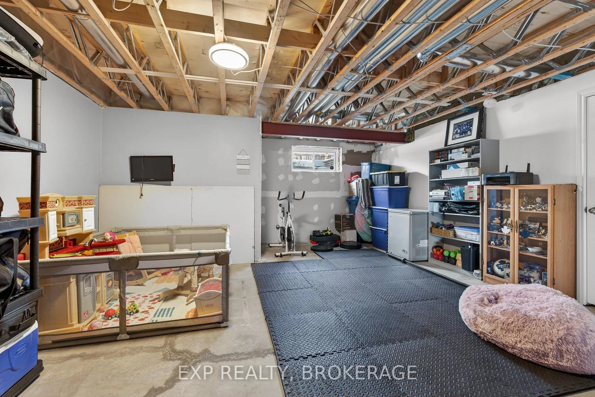 Photo 25 of 189 Kildare Avenue, Loyalist, Amherstview — HOMEH