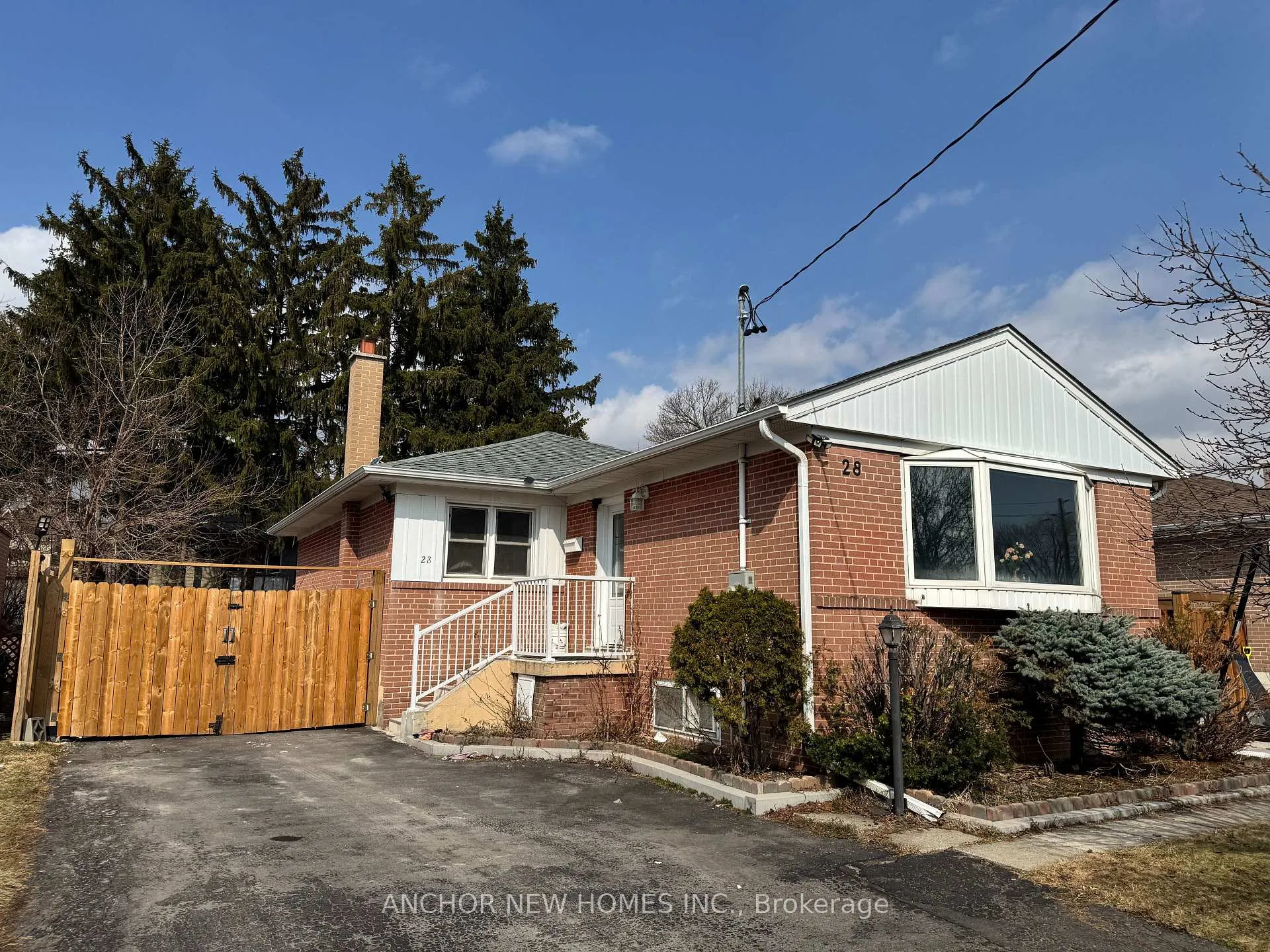 Front of 28 Eringate Drive