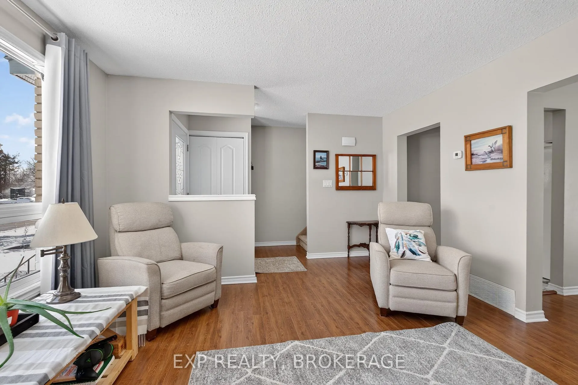 Photo 7 of 1015 Sprucewood Crescent, Kingston, City Northwest — HOMEH