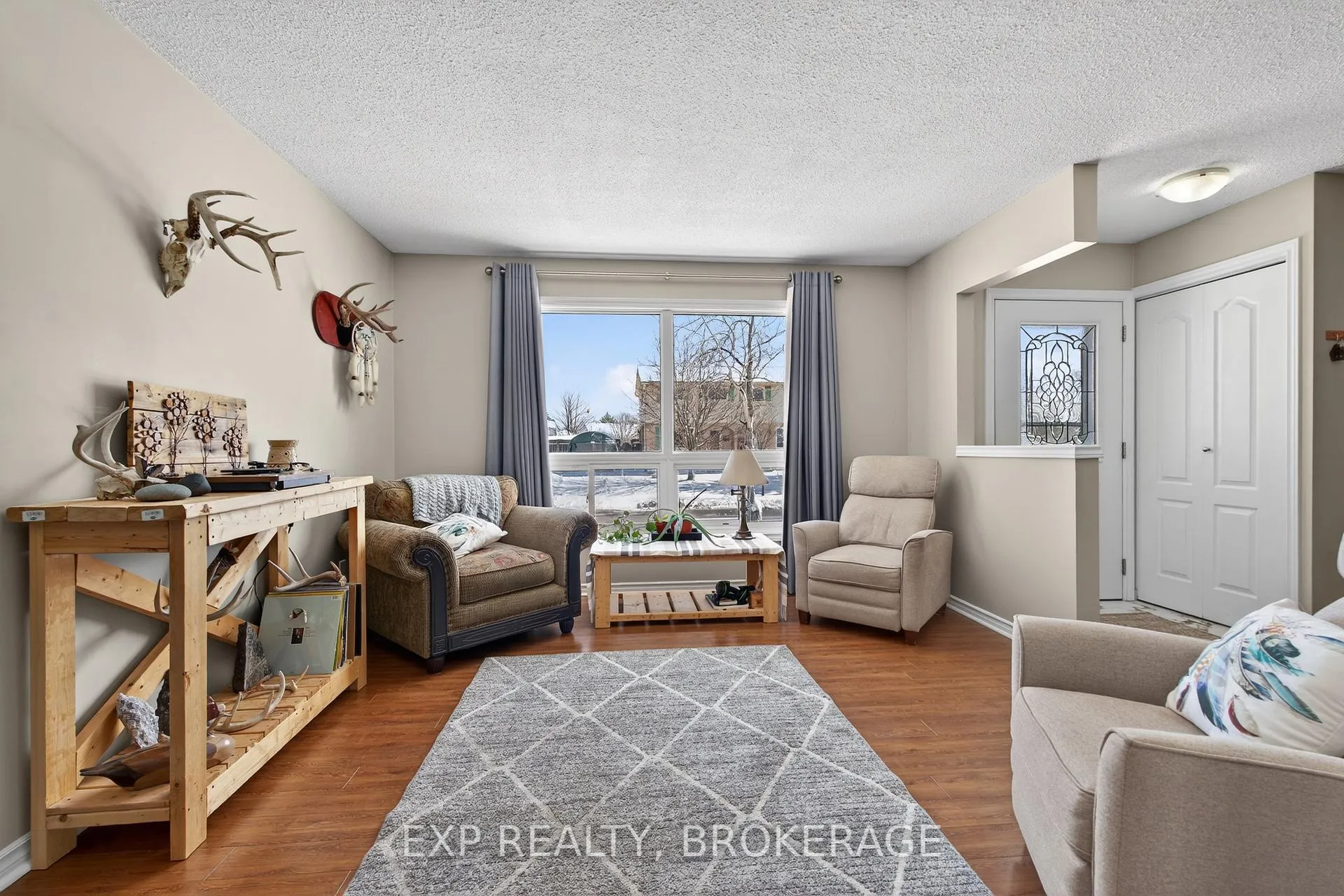 Photo 8 of 1015 Sprucewood Crescent, Kingston, City Northwest — HOMEH
