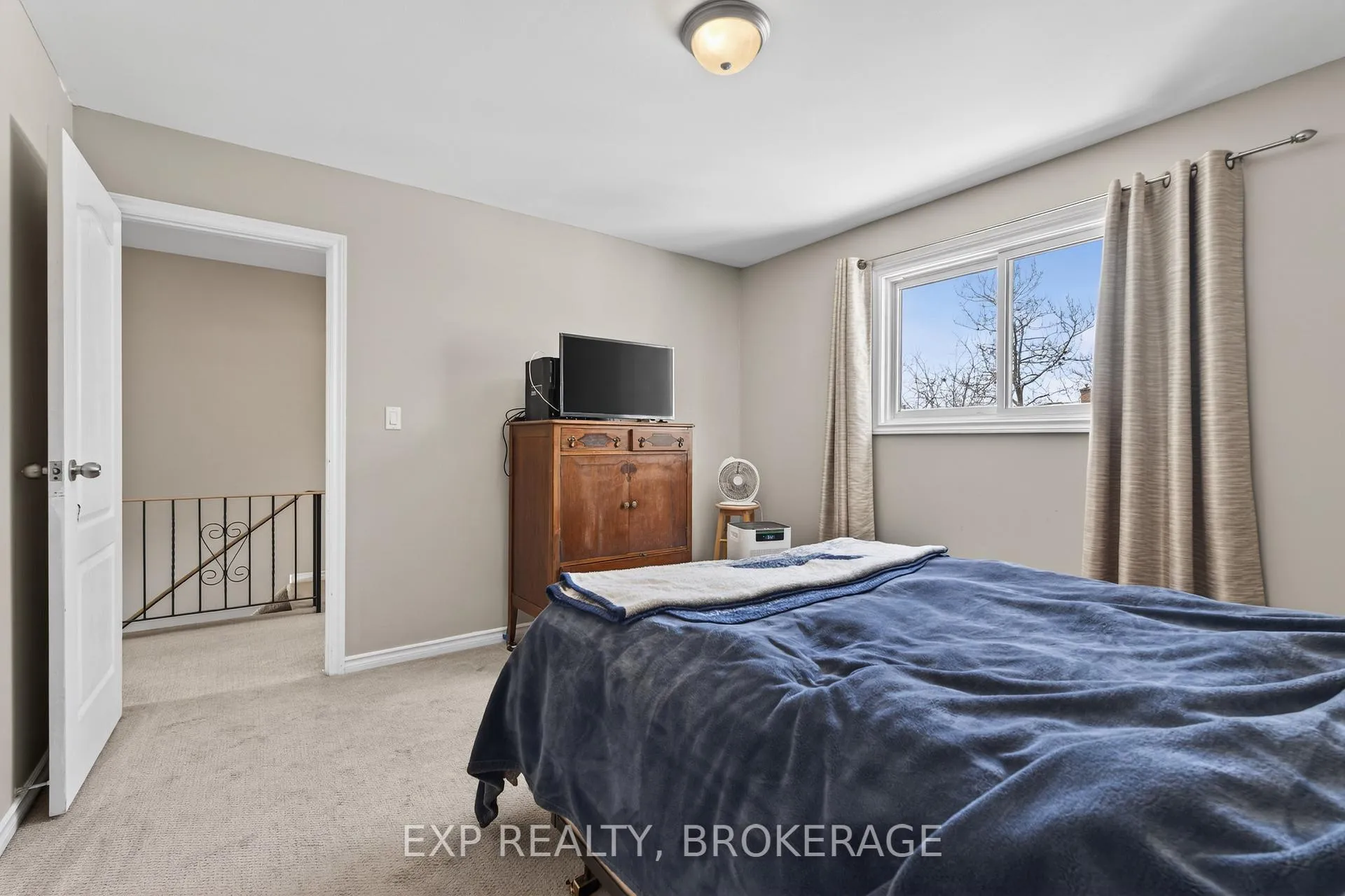 Photo 18 of 1015 Sprucewood Crescent, Kingston, City Northwest — HOMEH