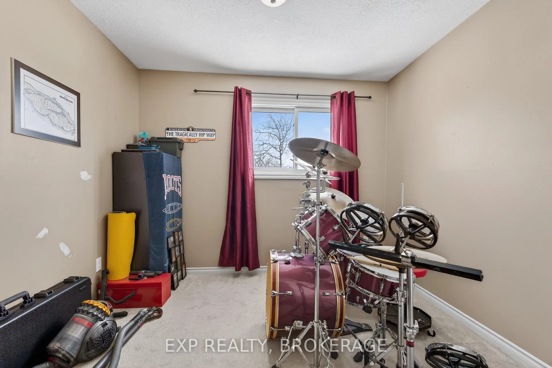 Photo 19 of 1015 Sprucewood Crescent, Kingston, City Northwest — HOMEH