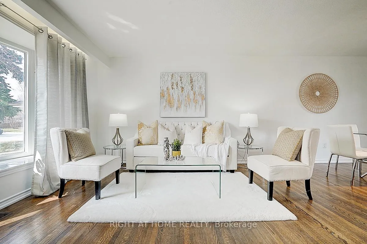 Photo 14 of 11 Tullamore Road, Brampton, Brampton East — HOMEH