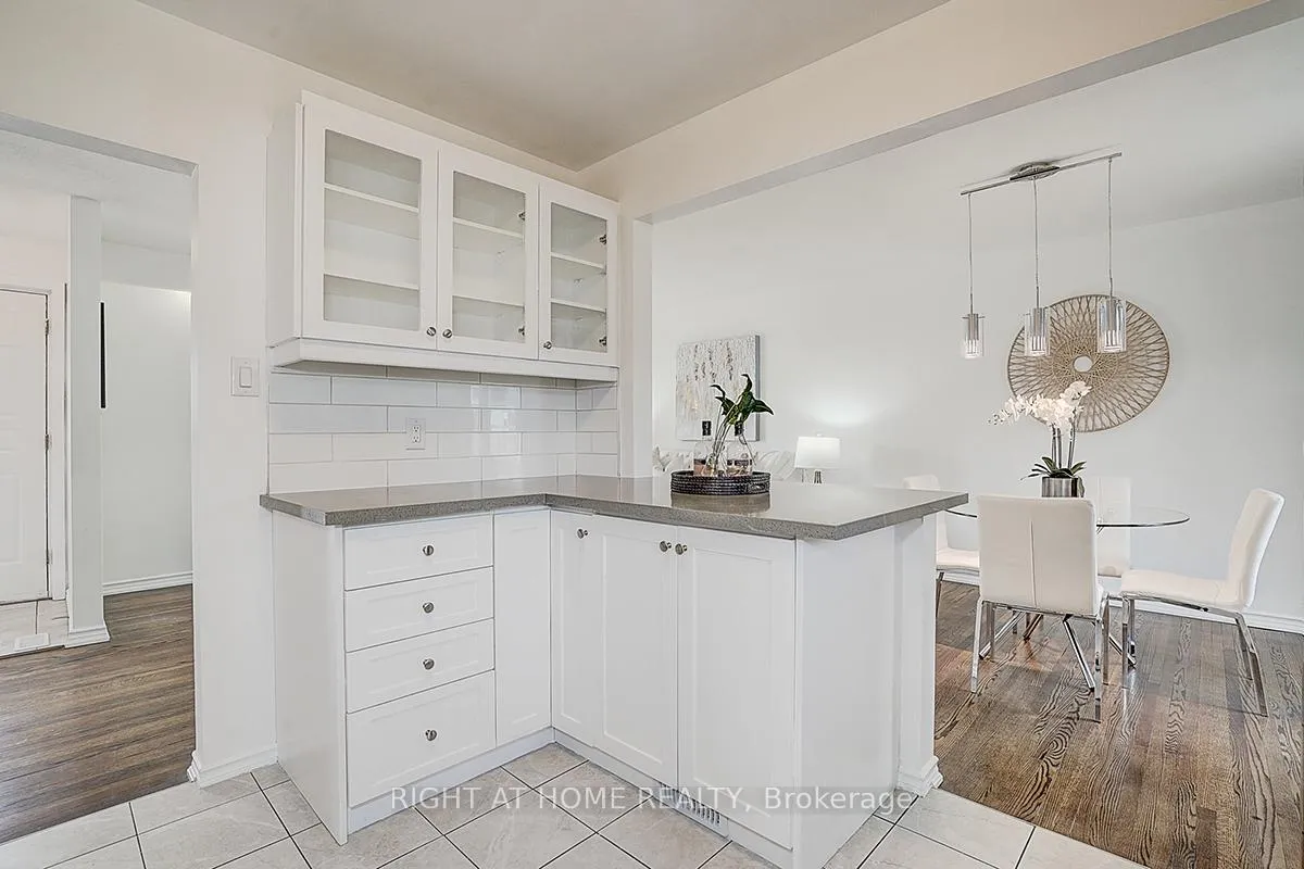 Photo 25 of 11 Tullamore Road, Brampton, Brampton East — HOMEH