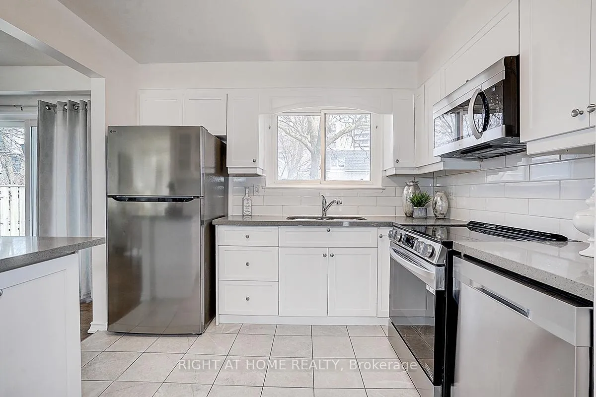 Photo 27 of 11 Tullamore Road, Brampton, Brampton East — HOMEH