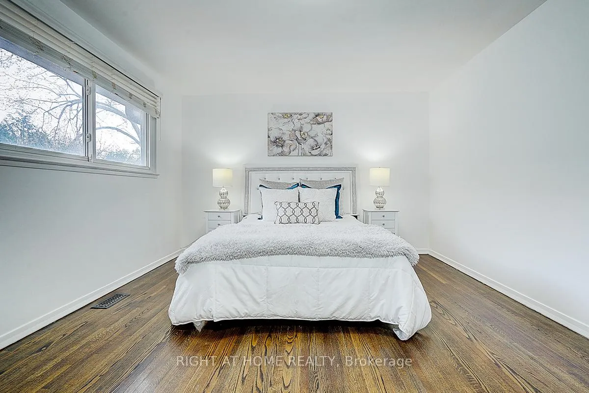 Photo 29 of 11 Tullamore Road, Brampton, Brampton East — HOMEH