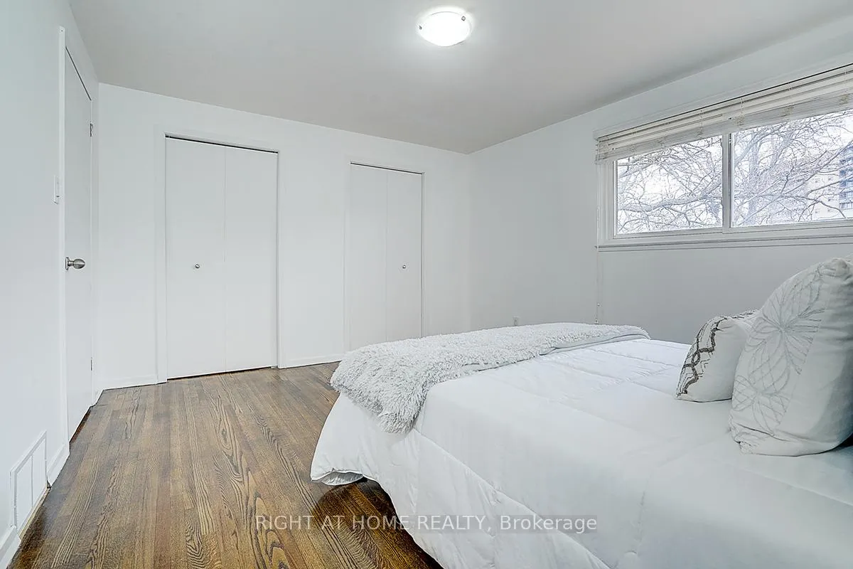 Photo 30 of 11 Tullamore Road, Brampton, Brampton East — HOMEH
