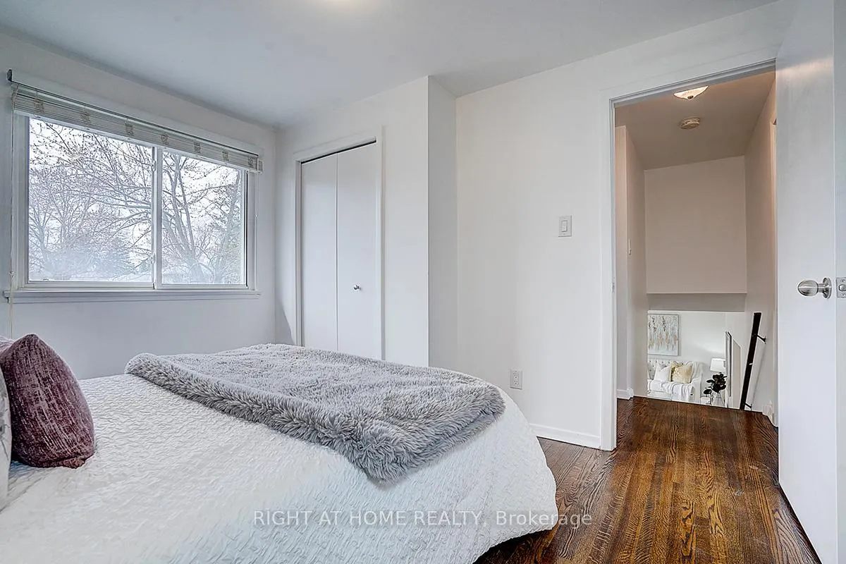 Photo 33 of 11 Tullamore Road, Brampton, Brampton East — HOMEH