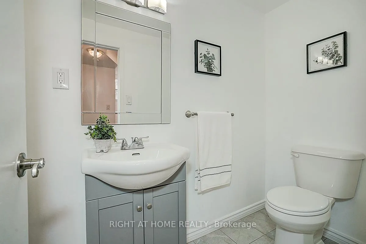 Photo 42 of 11 Tullamore Road, Brampton, Brampton East — HOMEH
