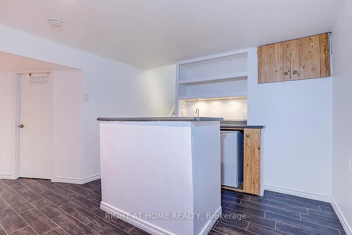 Photo 46 of 11 Tullamore Road, Brampton, Brampton East — HOMEH