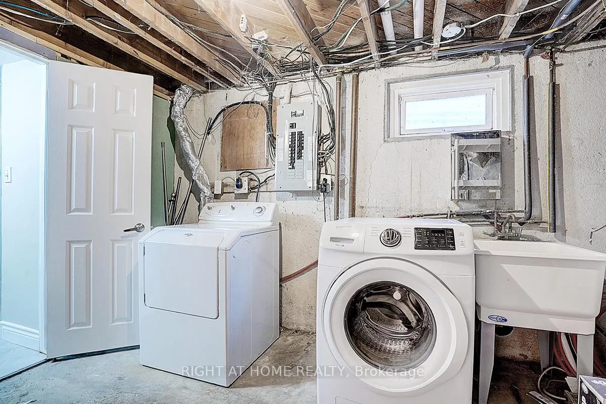 Photo 49 of 11 Tullamore Road, Brampton, Brampton East — HOMEH