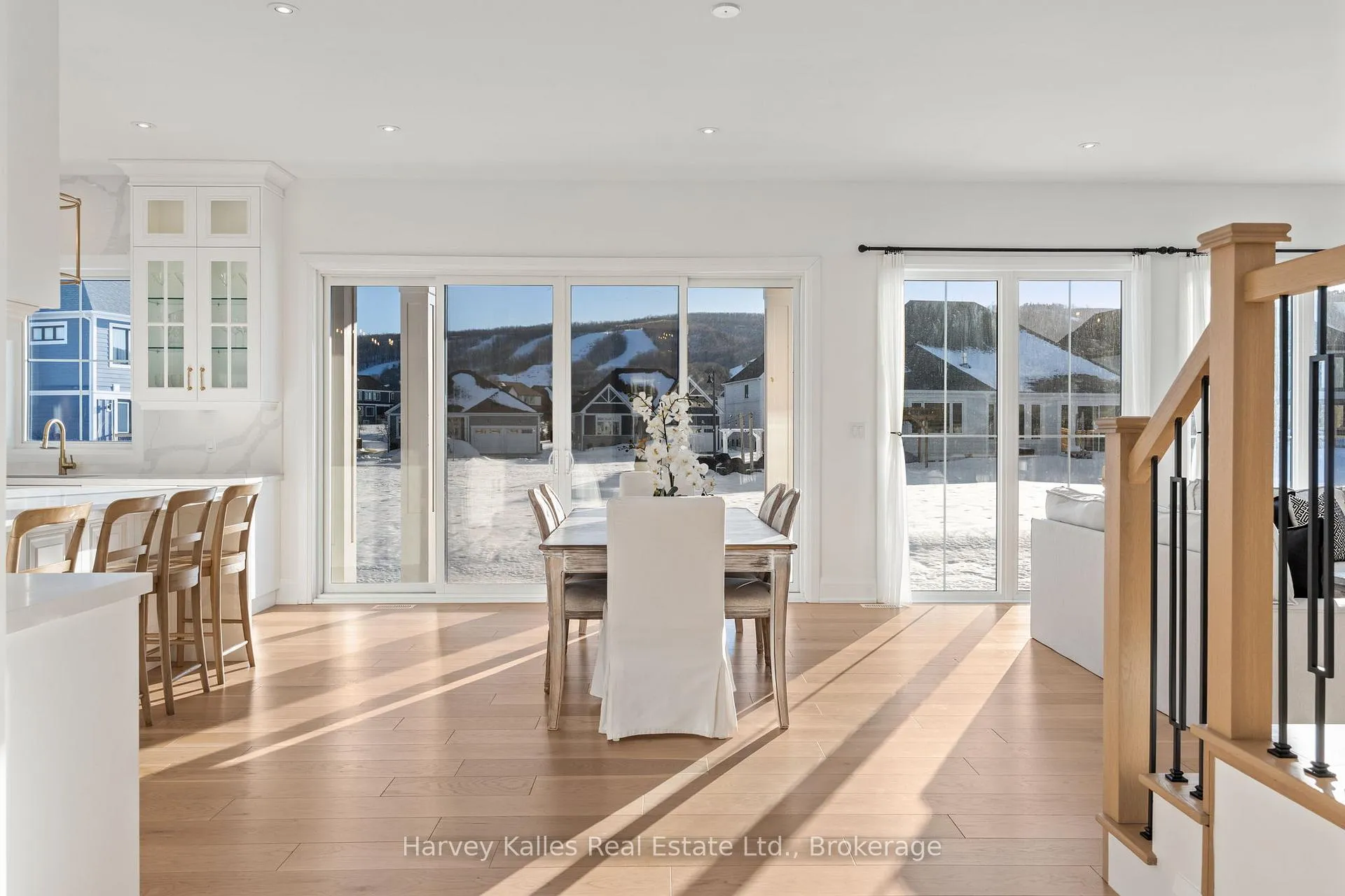 Photo 11 of 109 Reed Way, Blue Mountains — HOMEH