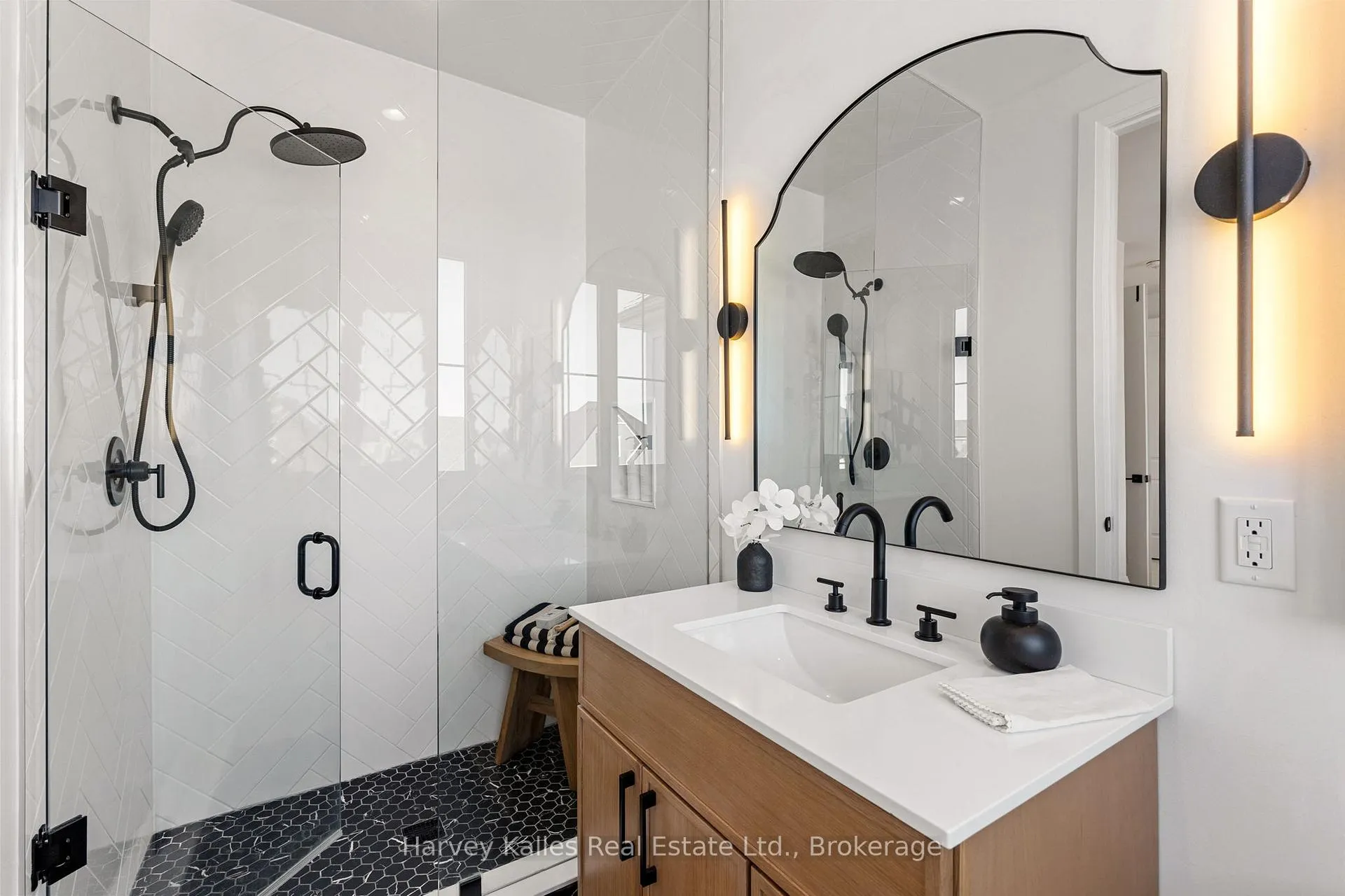 Photo 24 of 109 Reed Way, Blue Mountains — HOMEH