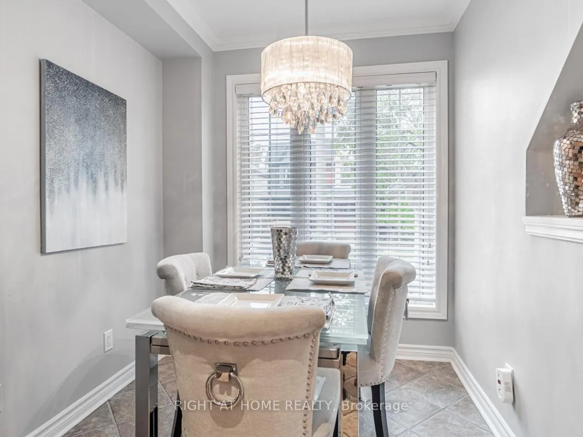 Photo 14 of 45 Rutland Street, Toronto, Corso Italia-Davenport — HOMEH