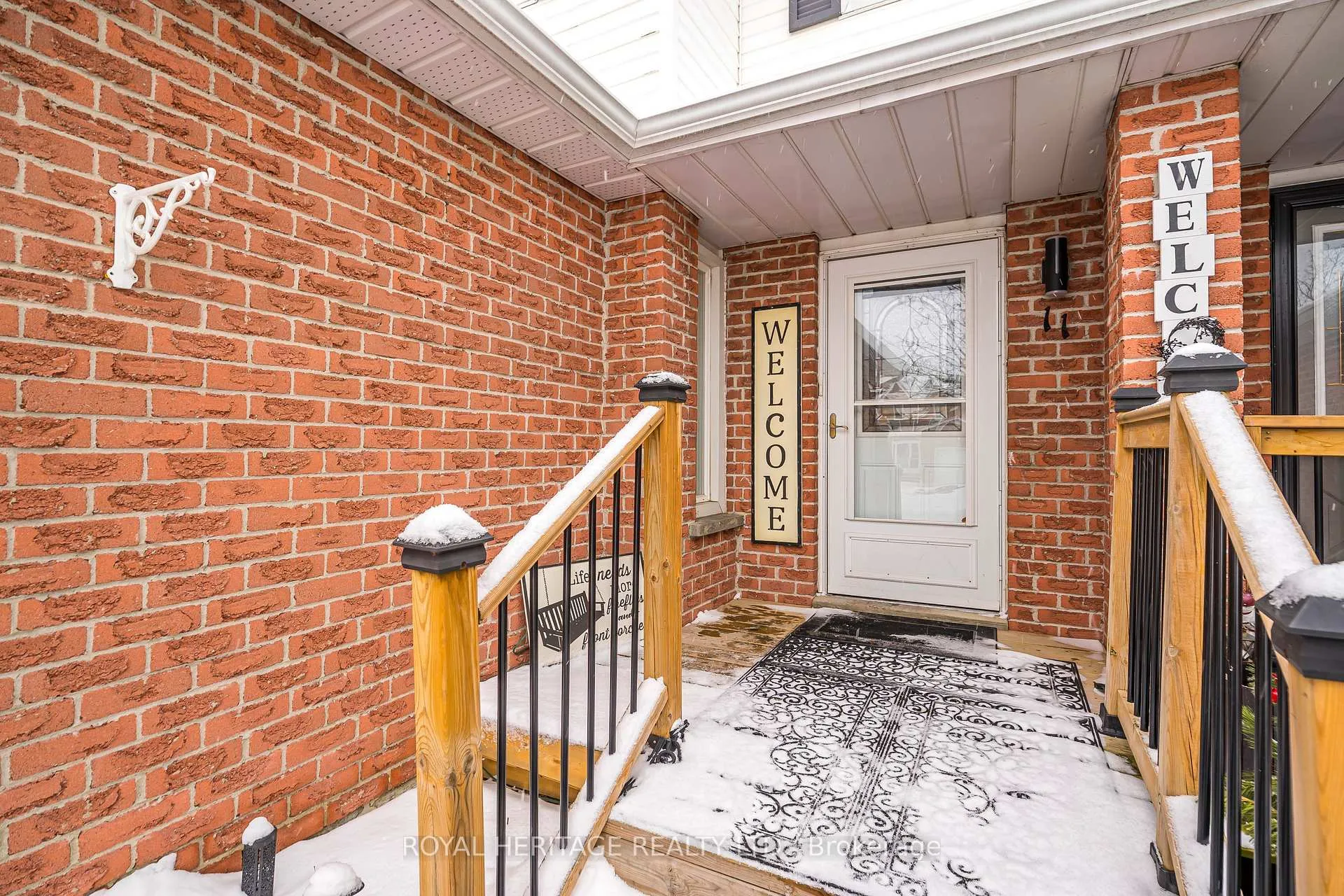 Photo 3 of 11 Humphrey Drive, Ajax, South West — HOMEH