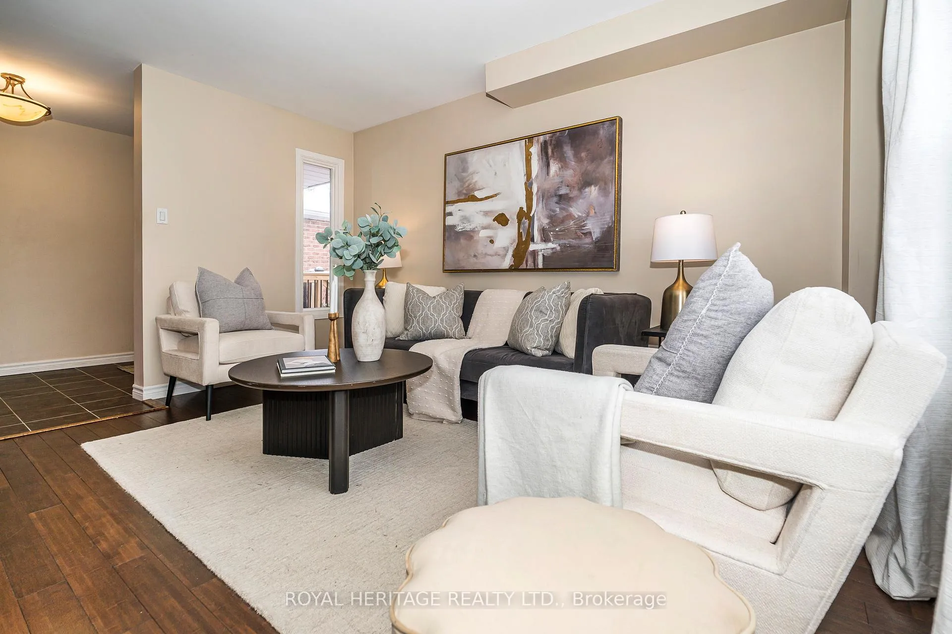 Photo 7 of 11 Humphrey Drive, Ajax, South West — HOMEH