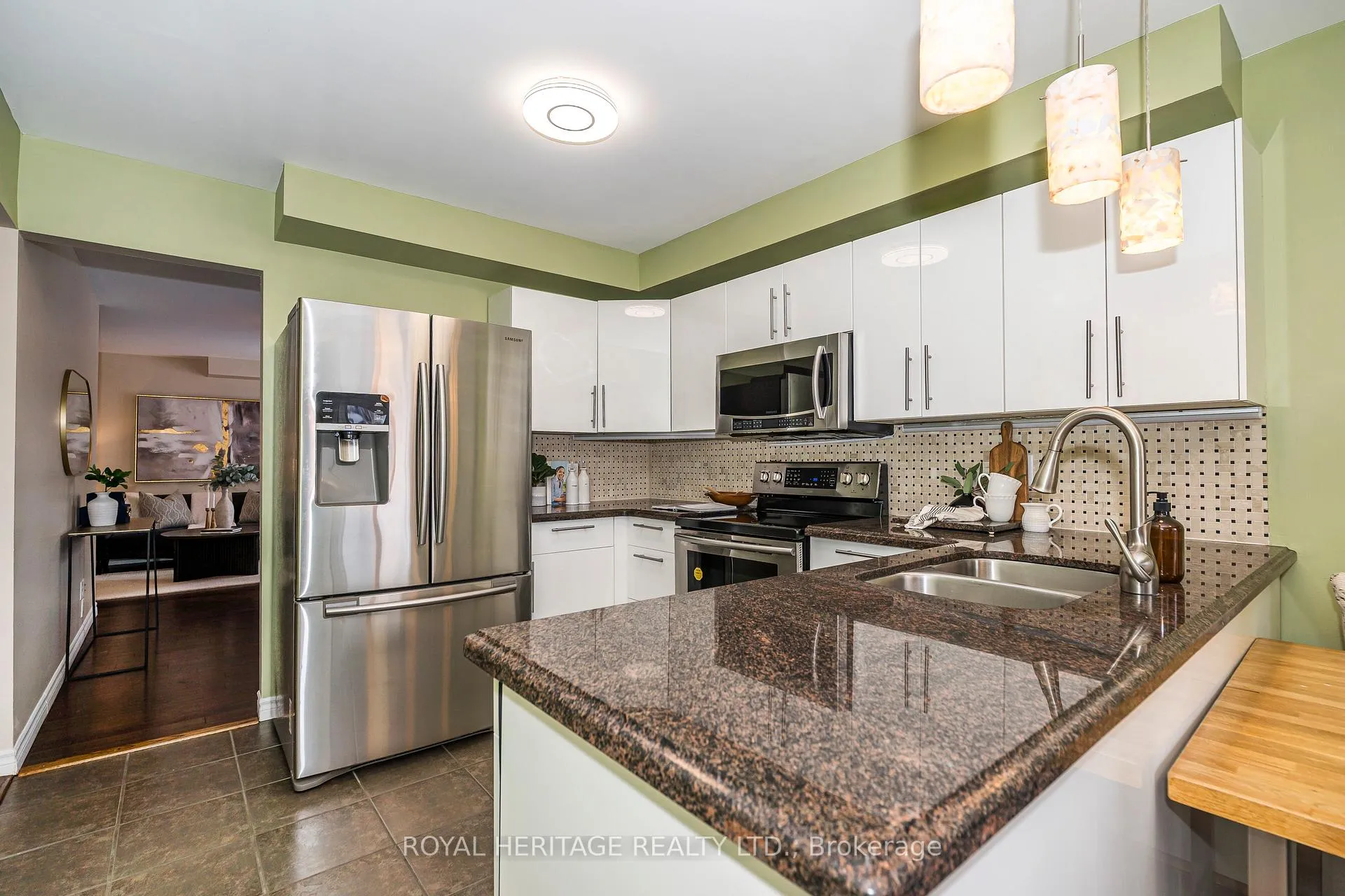 Photo 12 of 11 Humphrey Drive, Ajax, South West — HOMEH
