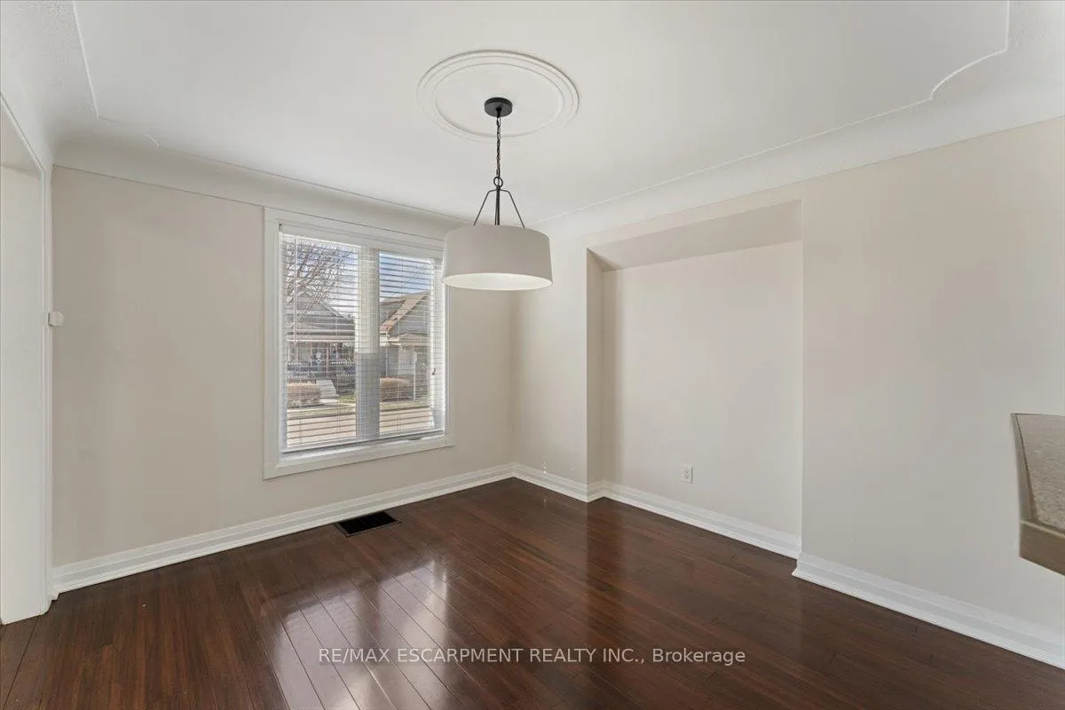 Photo 6 of 370 Paling Avenue, Hamilton, Homeside — HOMEH