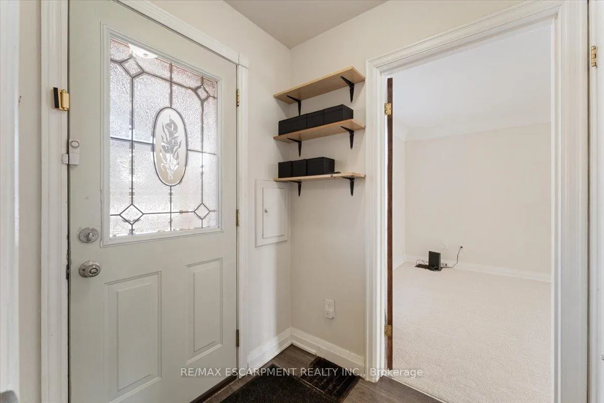 Photo 13 of 370 Paling Avenue, Hamilton, Homeside — HOMEH