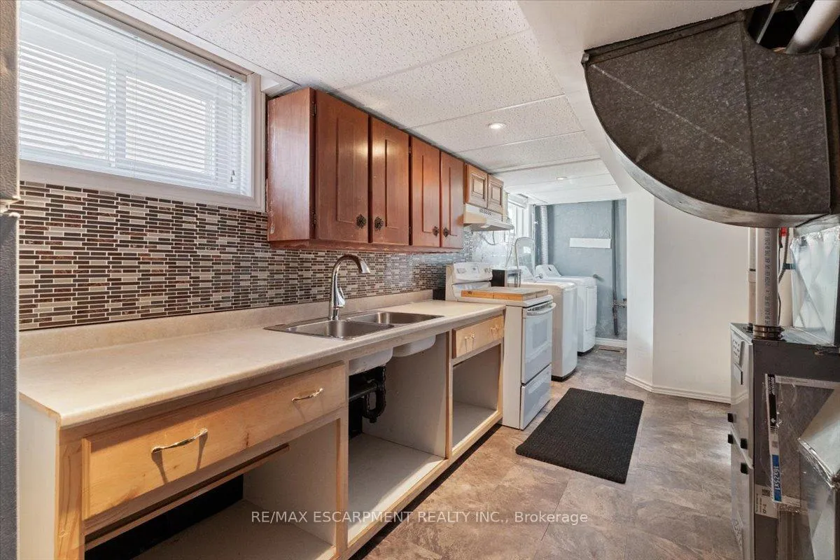 Photo 38 of 370 Paling Avenue, Hamilton, Homeside — HOMEH