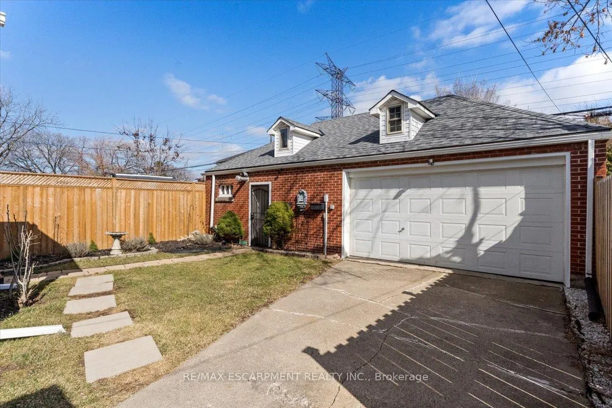 Photo 40 of 370 Paling Avenue, Hamilton, Homeside — HOMEH