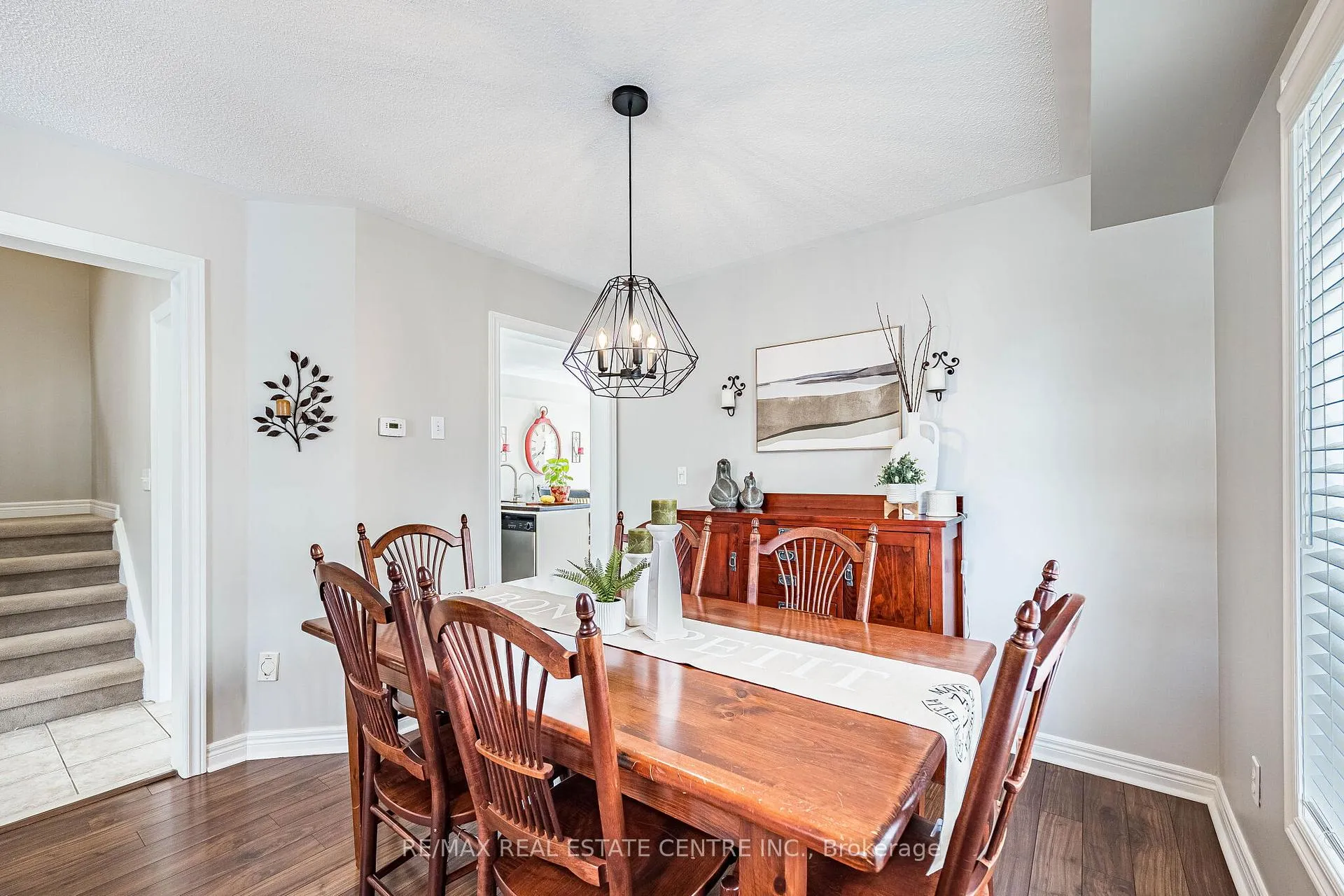 Photo 10 of 109 Mowat Crescent, Halton Hills, Georgetown — HOMEH