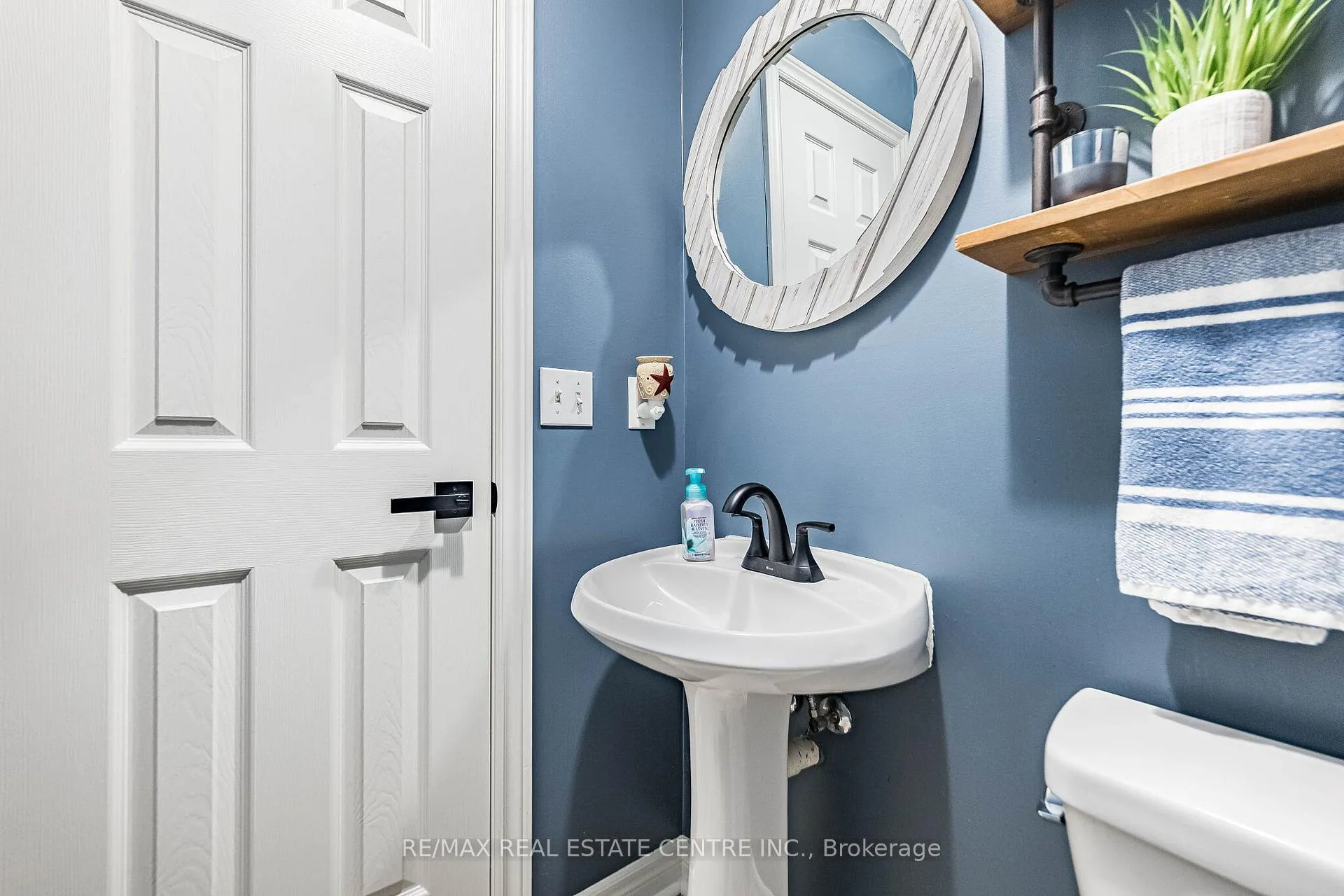 Photo 22 of 109 Mowat Crescent, Halton Hills, Georgetown — HOMEH