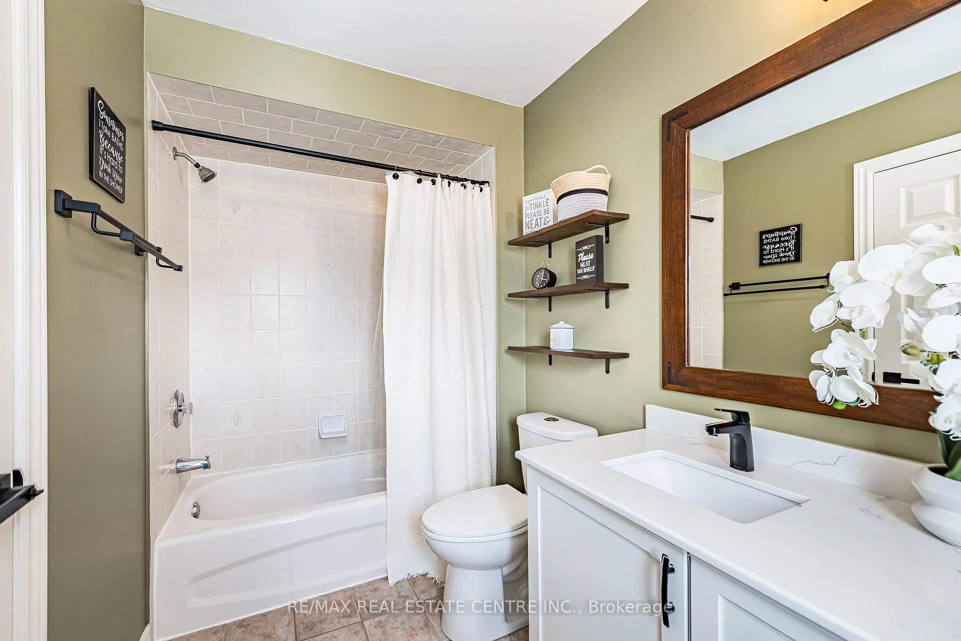 Photo 28 of 109 Mowat Crescent, Halton Hills, Georgetown — HOMEH