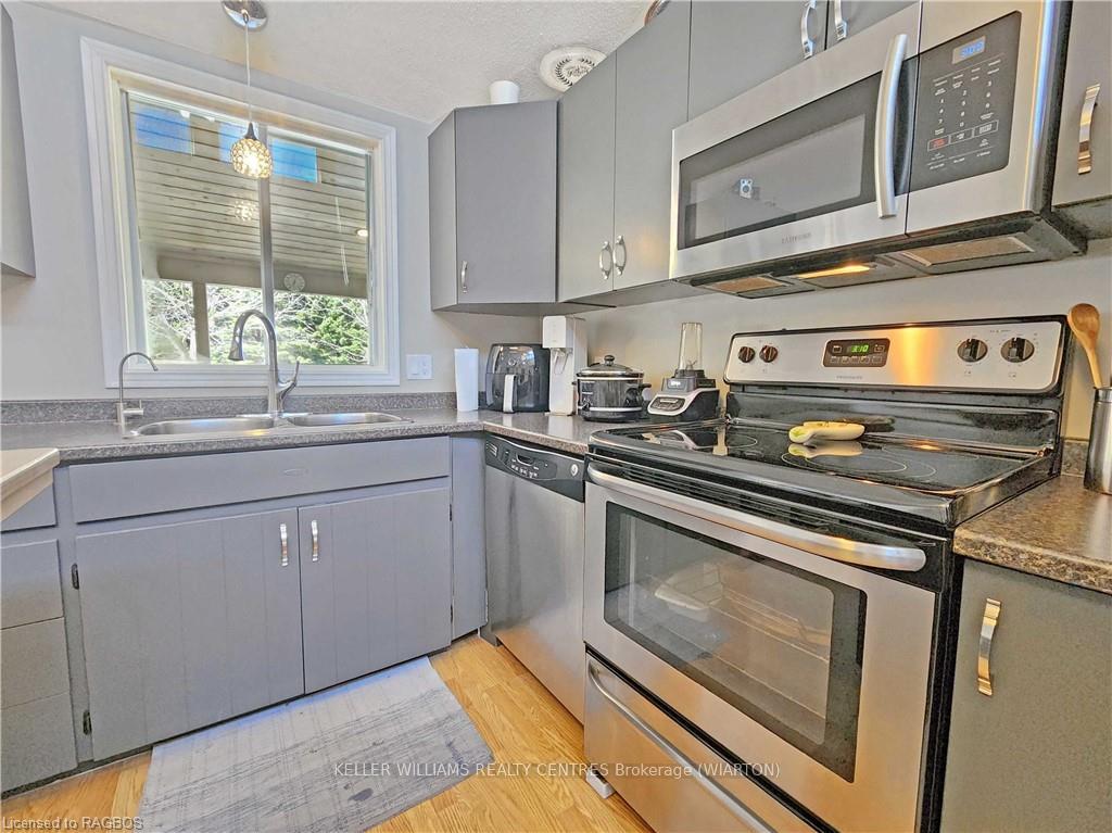 Photo 13 of 115 Harbour Beach Drive, Meaford — HOMEH