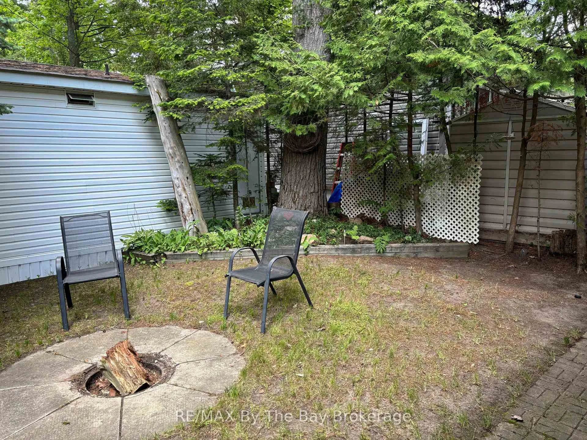 Photo 22 of Unit 154, 85 Theme Park Drive, Wasaga Beach — HOMEH