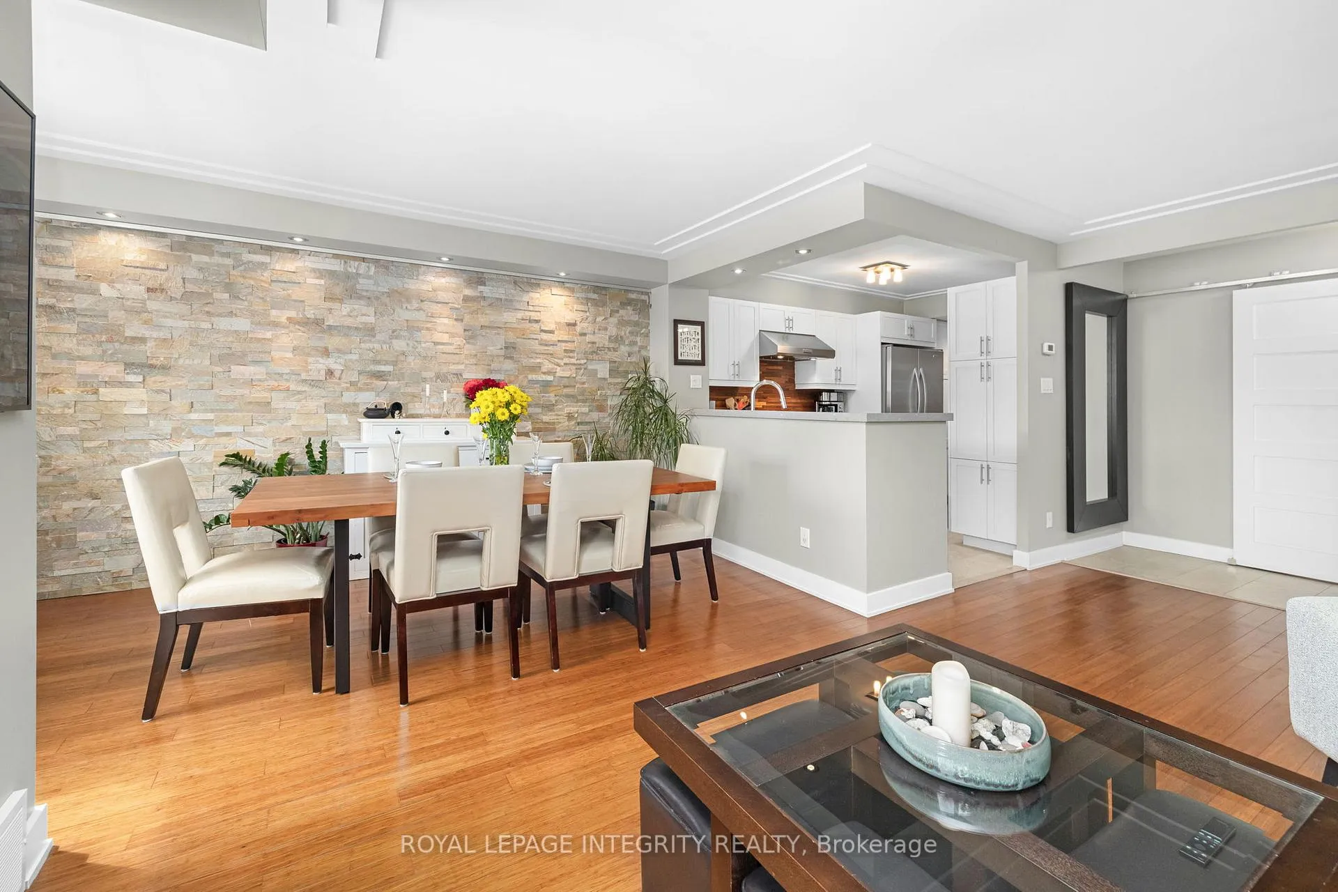 Photo 11 of Unit 2C, 150 Waverley Street, Ottawa, Ottawa Centre/Golden Triangle — HOMEH