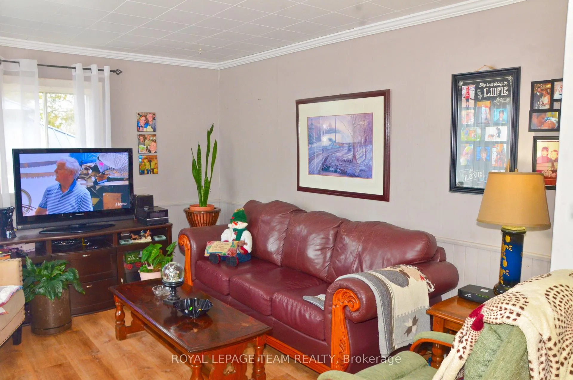 Photo 3 of 3040 Walker Street, Edwardsburgh/Cardinal, Town of Cardinal — HOMEH