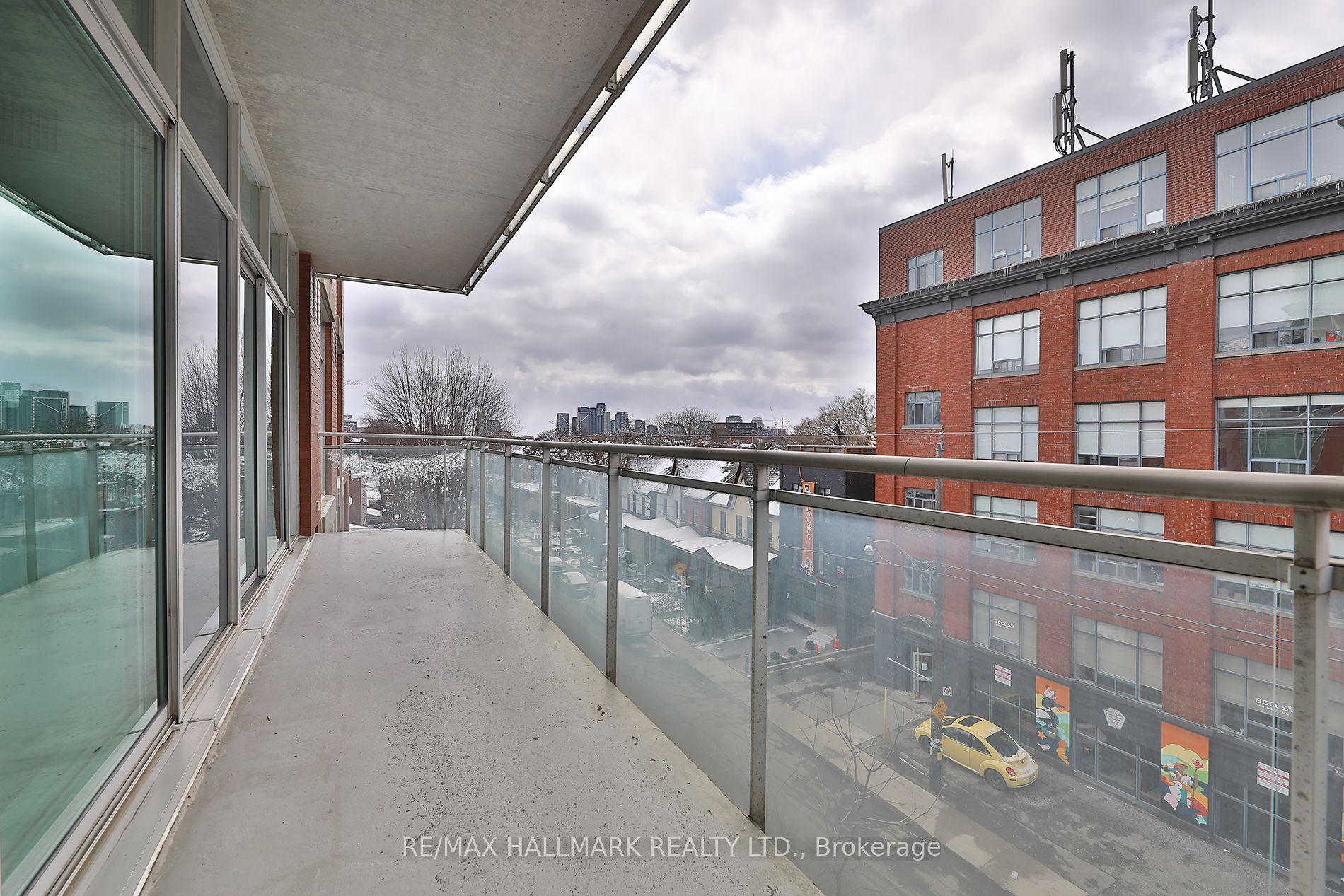 Photo 25 of Unit 402, 301 Markham Street, Toronto, Trinity-Bellwoods — HOMEH