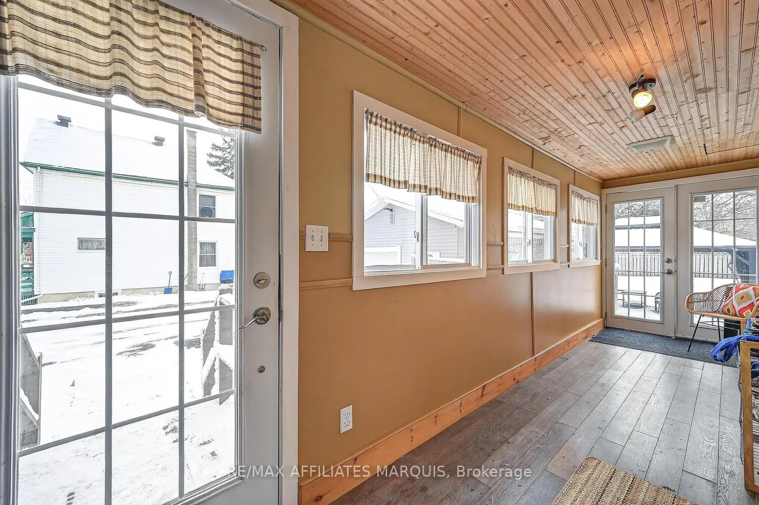 Photo 8 of 23 Alfred Street, Smiths Falls — HOMEH