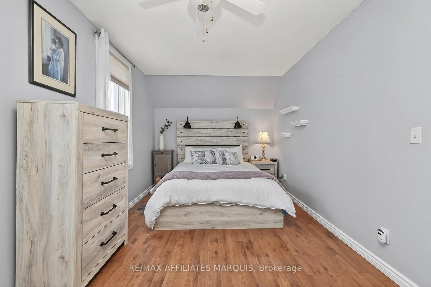 Photo 27 of 23 Alfred Street, Smiths Falls — HOMEH