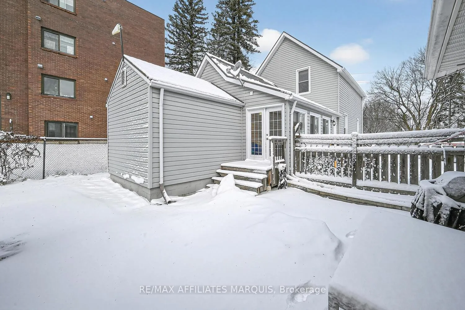 Photo 38 of 23 Alfred Street, Smiths Falls — HOMEH